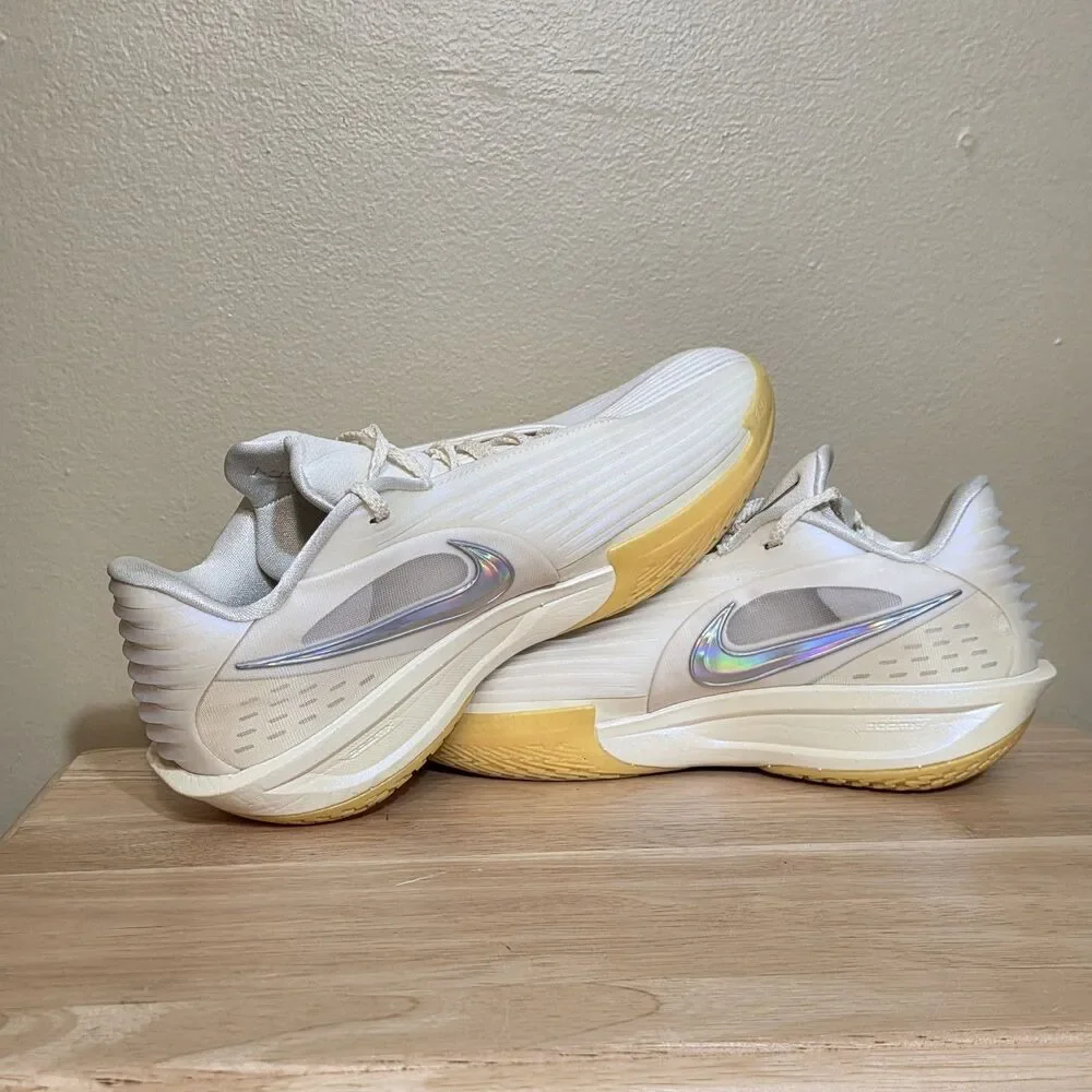 Nike lightly used
